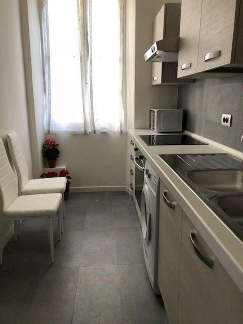 Angel'S House Apartment Специя Екстериор снимка